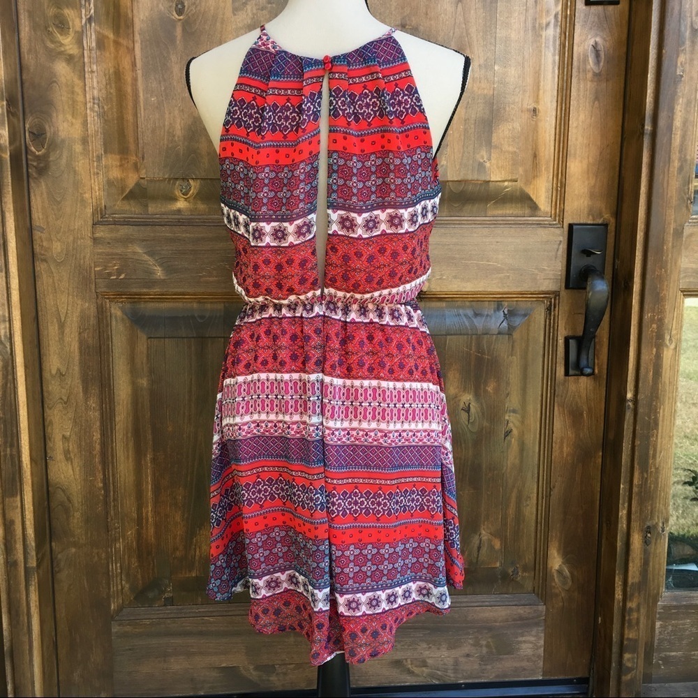 Lush Chiffon open back slit skater Dress - Picture 2 of 4